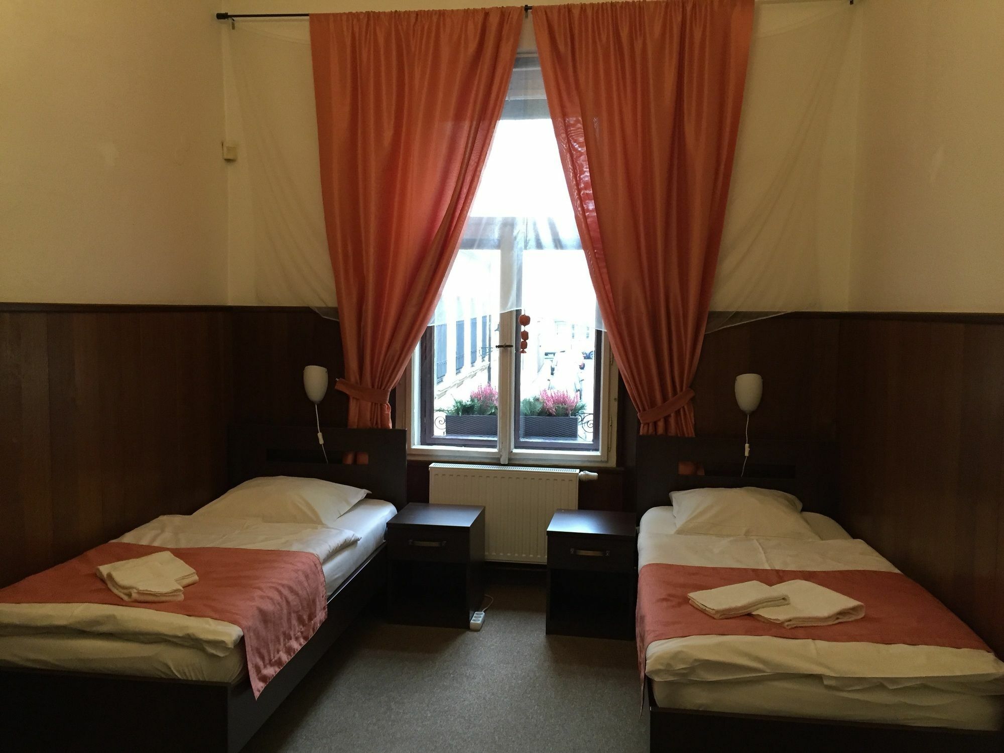 Nocleg ze śniadaniem Old House 3*